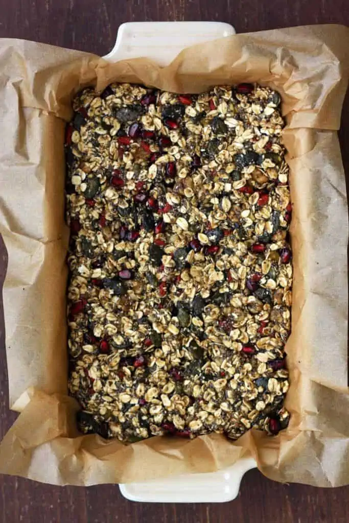 Healthy Chewy No Bake Granola Bars 