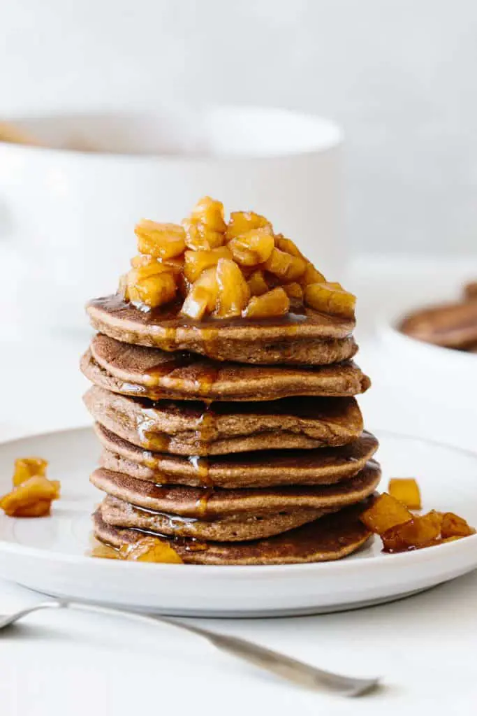 Paleo Apple Cinnamon Pancakes