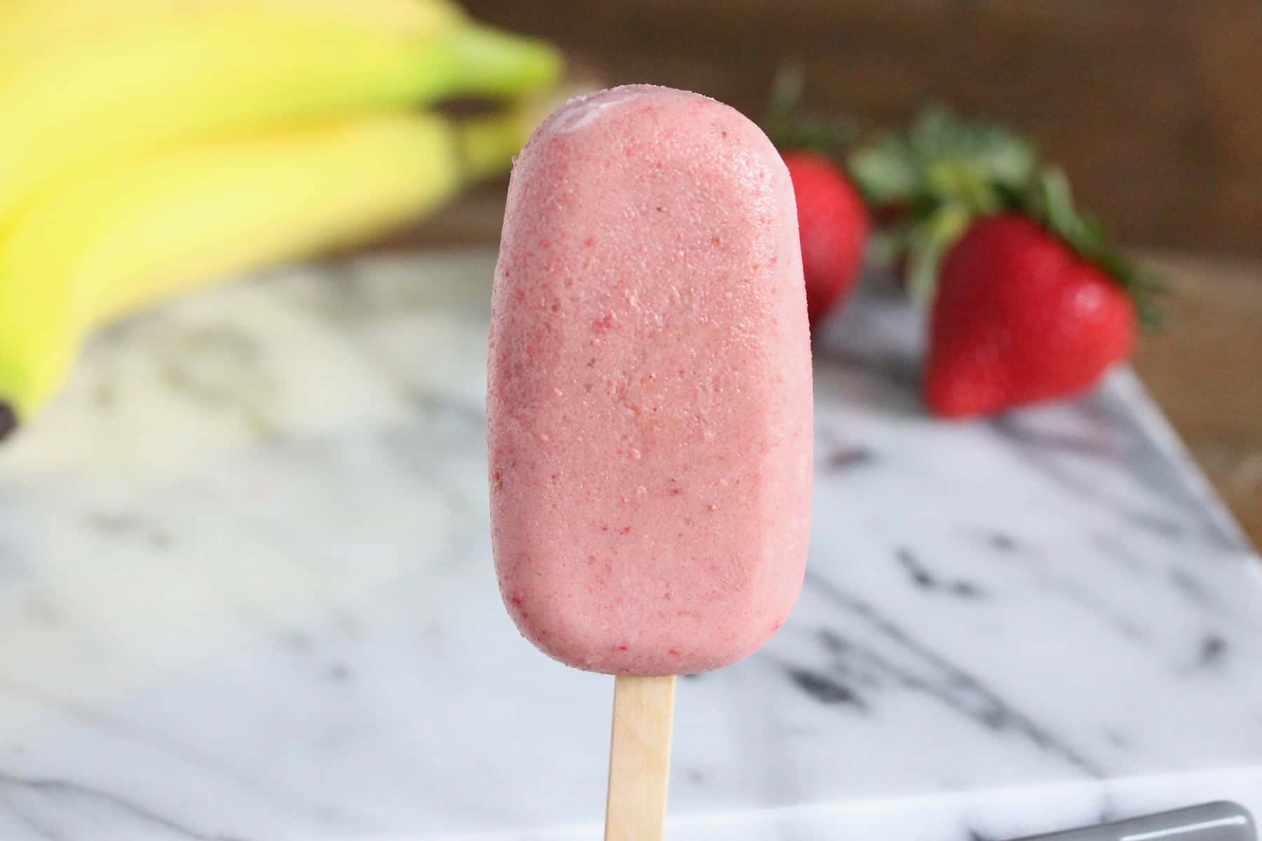Strawberry Banana Popsicle Recipe: Refreshing Summer Treat Made Easy